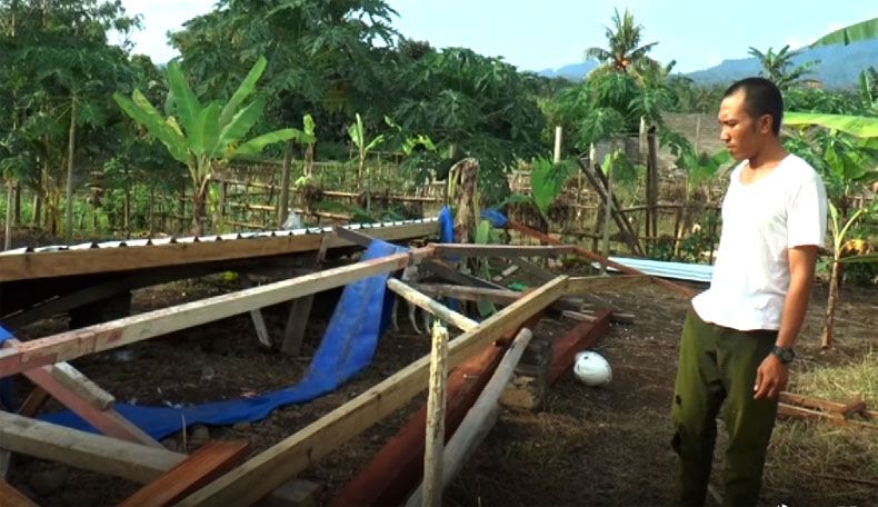 Kakek 70 Tahun Pingsan Tertimpa Tembok saat Gempa 5,7 SR di Lombok