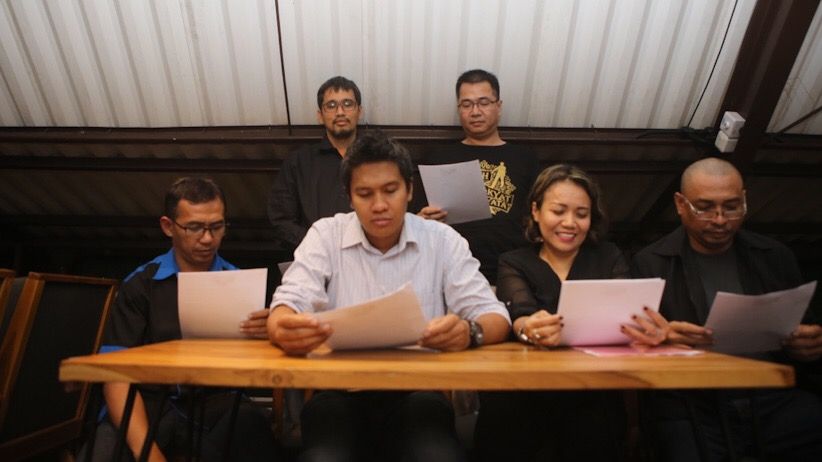 Aktivis 98 Desak Pemerintah Selesaikan Kasus Pelanggaran HAM 1998 - Bagian 3