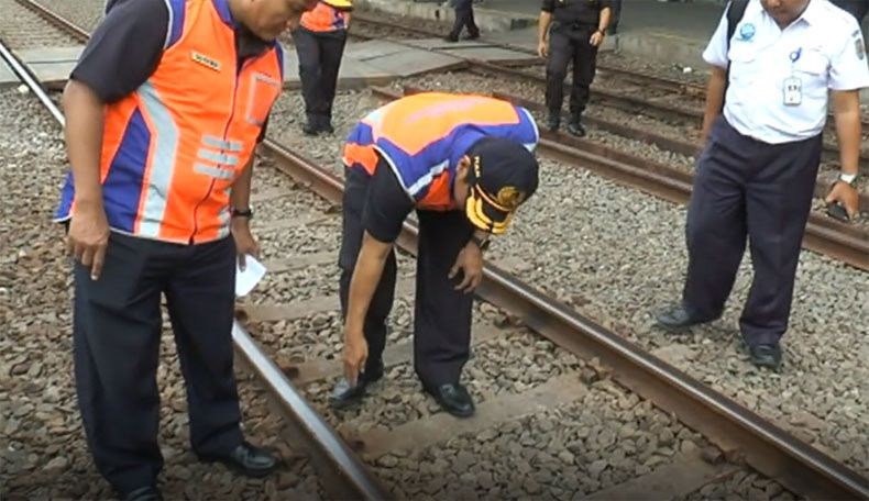 Jelang Libur Natal, PT KAI Deteksi 6 Titik Rawan Banjir dan Rel Rusak
