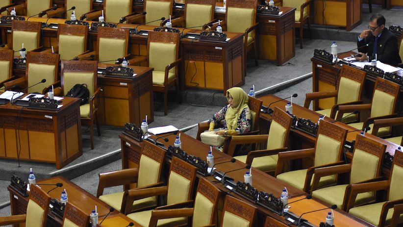 Deretan Bangku Kosong saat Rapat Paripurna DPR - Bagian 3