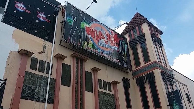 Sempat Diduga Layani Striptis, Kafe di Blitar Ini Kembali Beroperasi