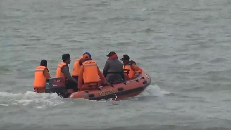 title SAR Manokwari Bantu Cari 9 Penumpang Perahu Tenggelam di Perairan Numfor Papua SAR Manokwari Bantu Cari 9 Penumpang Perahu Tenggelam di Perairan Numfor Papua