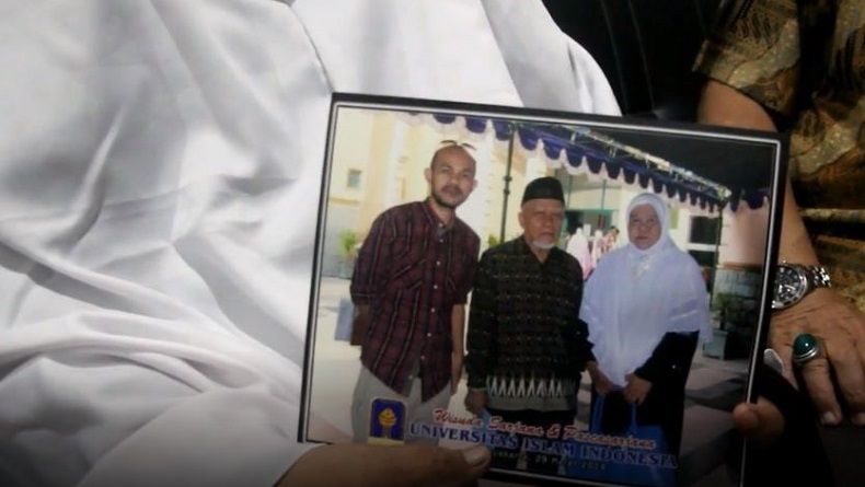 Kenang Anaknya, Ayah Herman Sikumbang Sering Menangis dan Tertawa