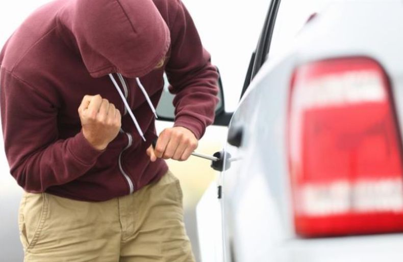 Parkir Dekat Pasar Wates, Mobil Pikap Milik Pedagang Tahu Digondol Pencuri