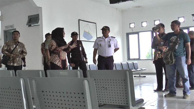 Bupati Kendal Marah saat Sidak Pelabuhan dan Sungai, Ini Penyebabnya