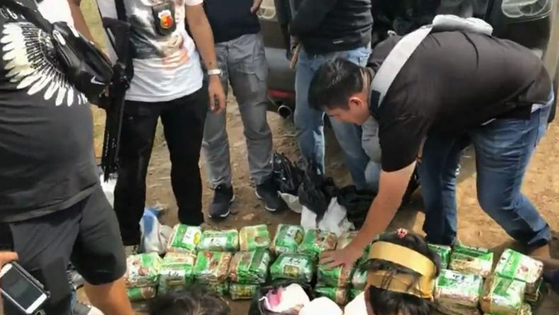 Pengedar 3.000 Pil Ekstasi dan 1,5 Kg Sabu di Pekanbaru Tertangkap