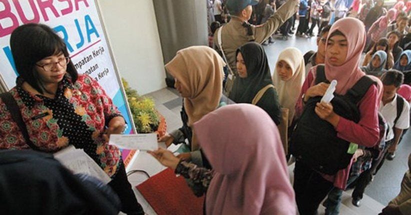 title Kadin dan Apindo Jateng Sebut UU Cipta Kerja Bisa Kurangi Pengangguran Kadin dan Apindo Jateng Sebut UU Cipta Kerja Bisa Kurangi Pengangguran