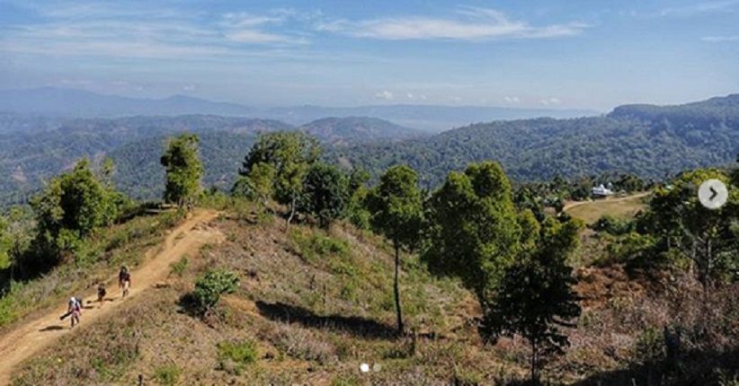 Indahnya Gorontalo dari Puncak Dulamayo, Terselimuti Hamparan Awan