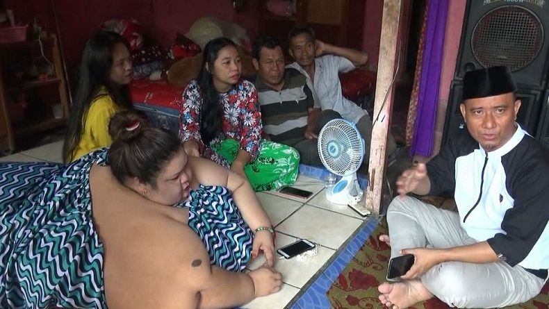 Bersedia Dievakuasi ke Rumah Sakit, Titi Wati Tunggu Persetujuan Kakak