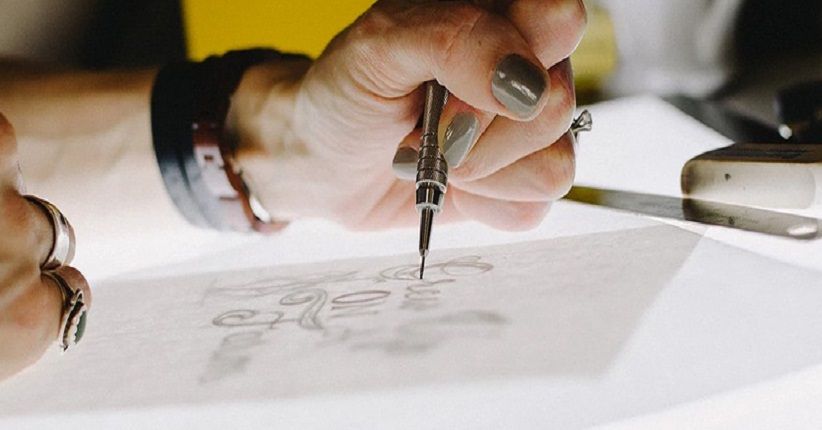 Meningkatkan Kemampuan Menulis Siswa lewat Pengembangan Status Medsos