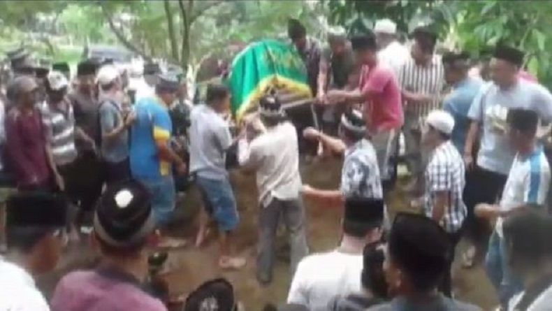 Pembunuhan di Bengkulu, Ayah Korban: Saya Bermimpi Peluk 3 Mayat