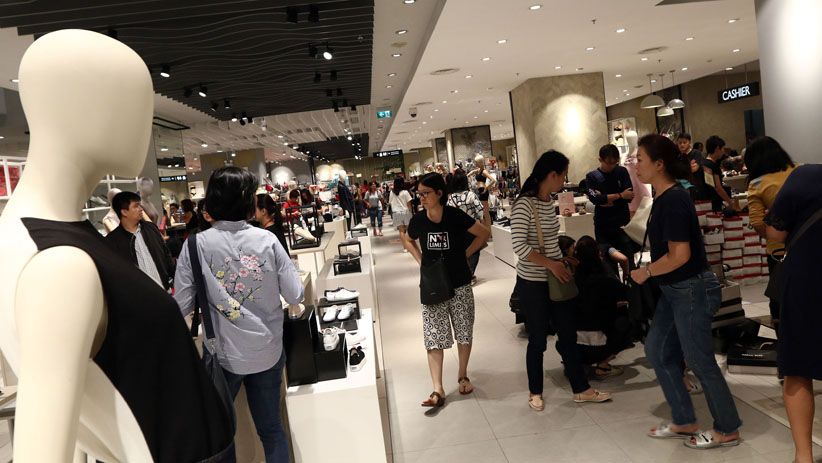 Harga Miring, Central Neo Soho Diserbu Pengunjung sebelum Tutup Gerai - Bagian 6