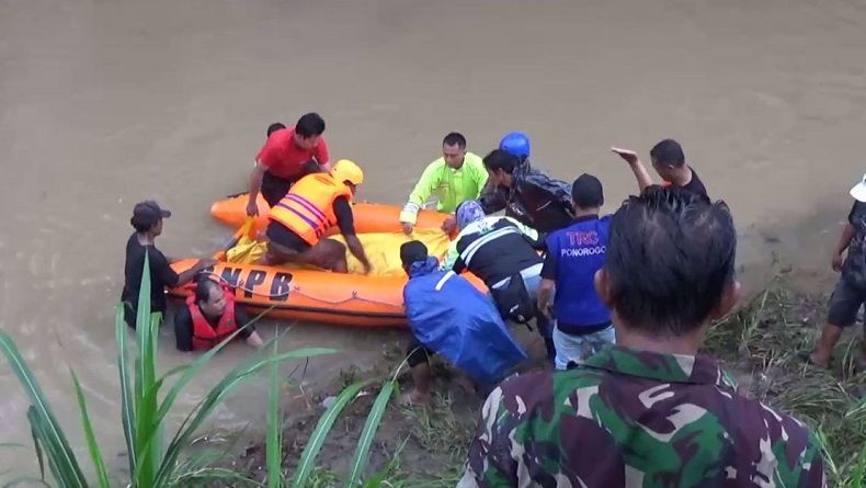Diduga Terseret Banjir, Warga Merangin Tewas Mengambang di Sungai