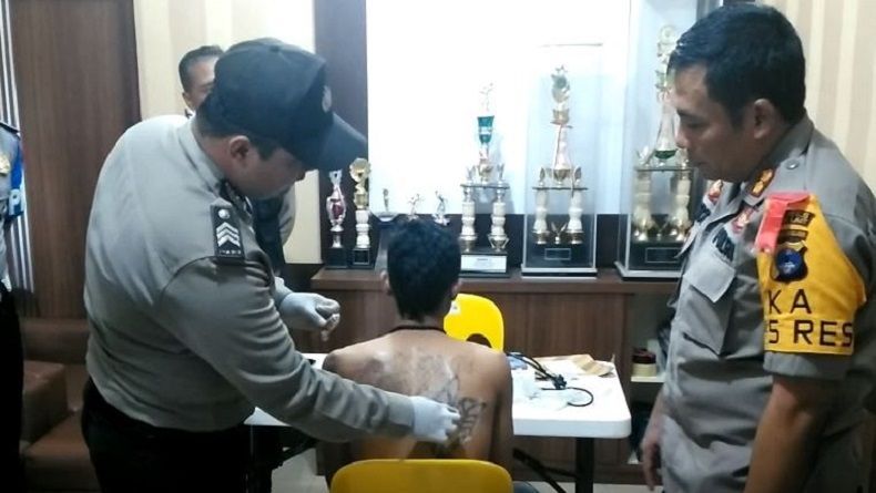 Rangkul Klinik Kecantikan, Polres Tanah Laut Layani Hapus Tato Gratis
