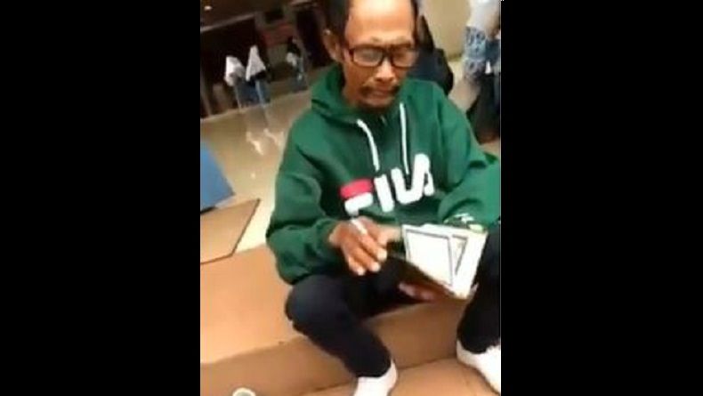 Viral Duduki Alquran, Kakek Mengaku Tuhan di Sukabumi Diamankan Polisi