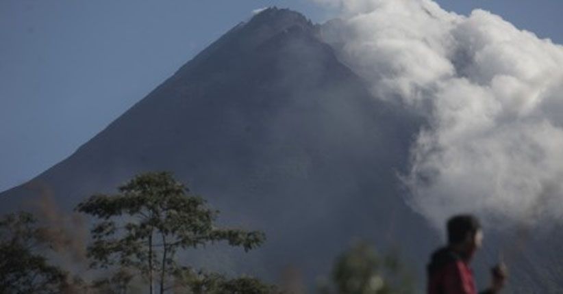 Gunung Merapi Kembali Erupsi, 4 Desa di Boyolali Diguyur Hujan Abu