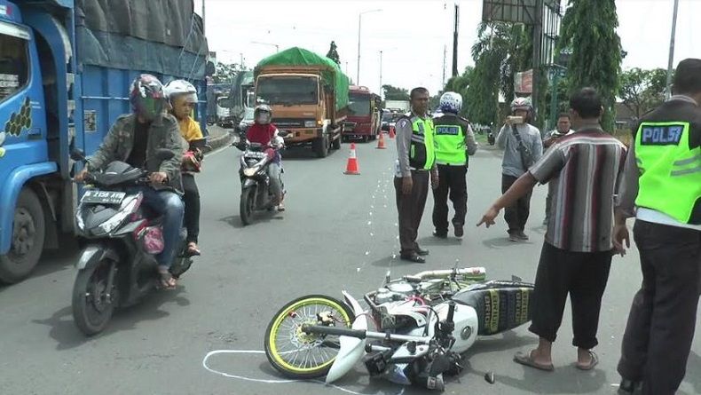 Terlindas Truk, Pengendara Motor di Kendal Tewas