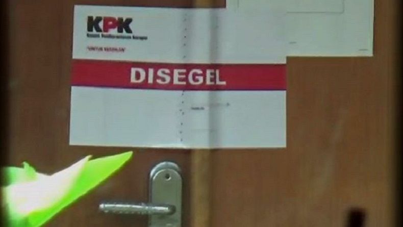 OTT Bupati Khamami, Kantor Dinas PUPR Mesuji Disegel KPK