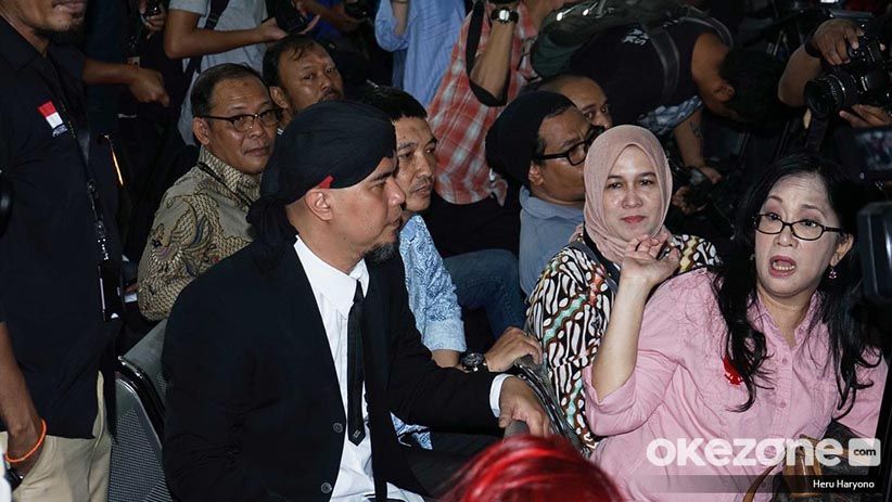 Kasus Ujaran Kebencian, Ahmad Dhani Divonis 1,5 Tahun Penjara - Bagian 4