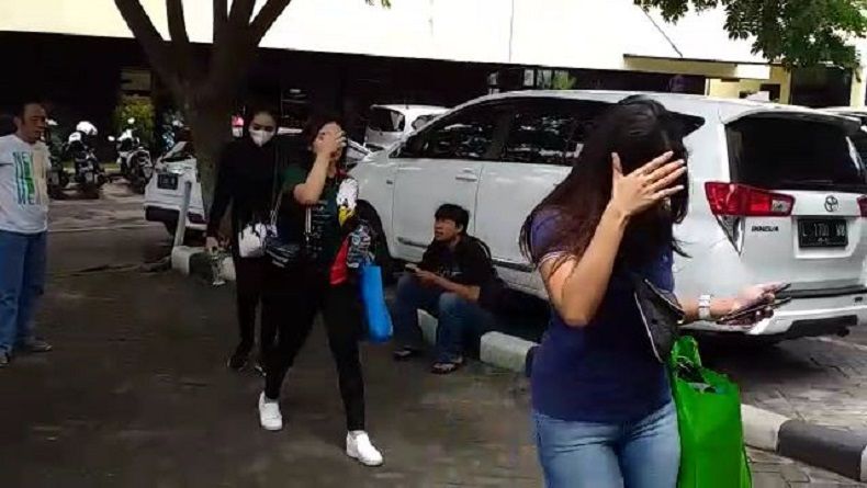 Prostitusi Online, Riri Febrianti dan 3 Model Diperiksa Polda Jatim