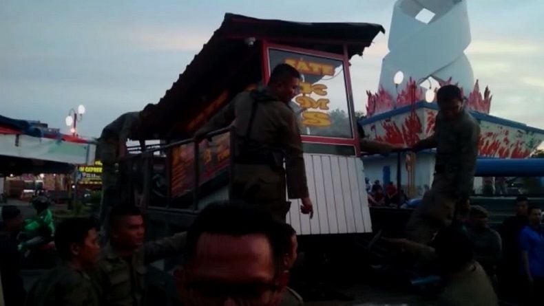 Positif Pakai Daging Babi, Pedagang Sate Padang Ditangkap Tim Gabungan