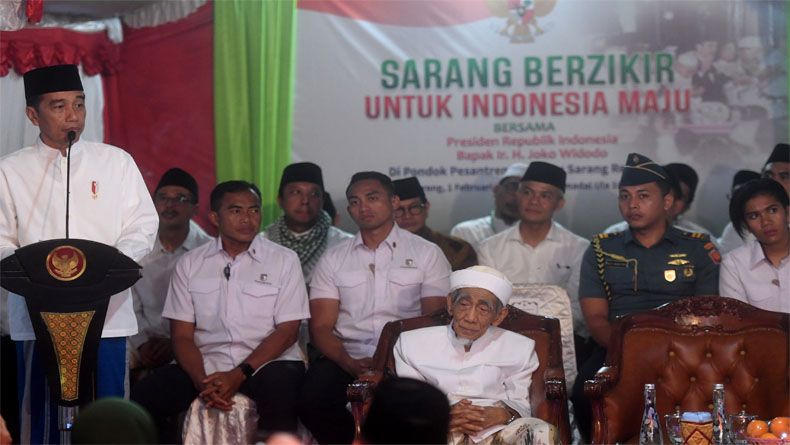 title Hadiri Sarang Berzikir, Jokowi Sedih Medsos Jadi Ladang Kebencian Hadiri Sarang Berzikir, Jokowi Sedih Medsos Jadi Ladang Kebencian