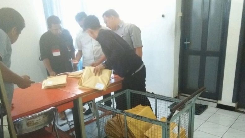 PT Pos Pematangsiantar Gagalkan Peredaran Tabloid Indonesia Barokah