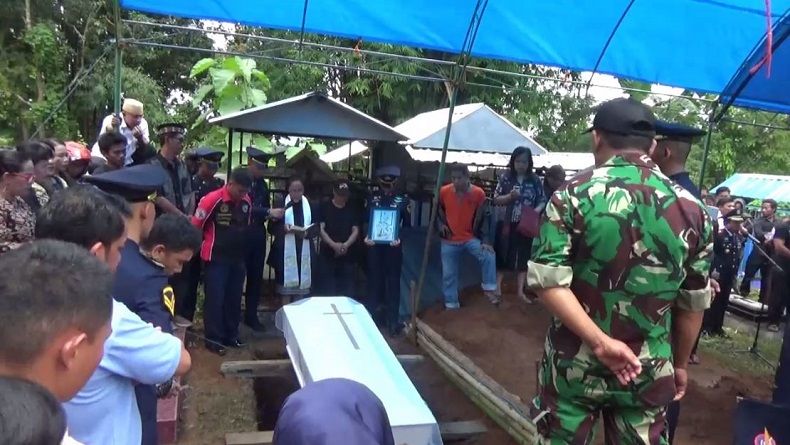 Jenazah Taruna ATKP Makassar Dimakamkan di Kompleks Pemakaman TNI AU