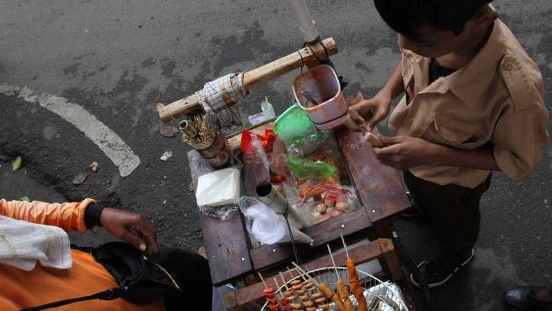 Waspada Zat Berbahaya, Sekolah Diminta Monitor Jajanan Siswa