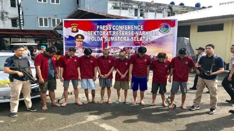 title Polda Sumsel Sambut Gembira Vonis Mati Bandar Narkoba Letto CS Polda Sumsel Sambut Gembira Vonis Mati Bandar Narkoba Letto CS