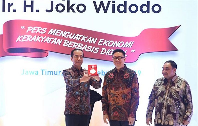 HPN 2019, Presiden Jokowi Terima Medali Kemerdekaan Pers