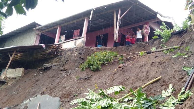 Longsor Landa Banyumanik Semarang, 1 Orang Hilang Terbawa Arus Sungai