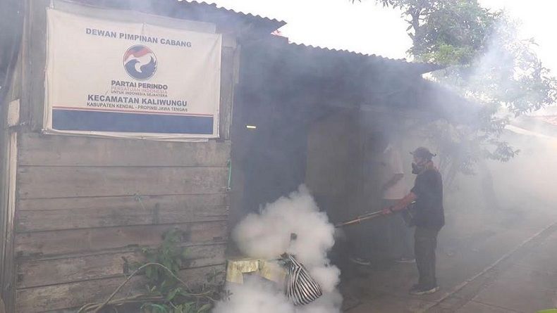 title Fogging di Semarang, Perindo Penuhi Permintaan Warga Fogging di Semarang, Perindo Penuhi Permintaan Warga