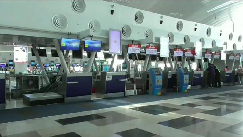 title Harga Tiket Pesawat Mahal dan Bagasi Berbayar, Bandara Kualanamu Sepi Harga Tiket Pesawat Mahal dan Bagasi Berbayar, Bandara Kualanamu Sepi