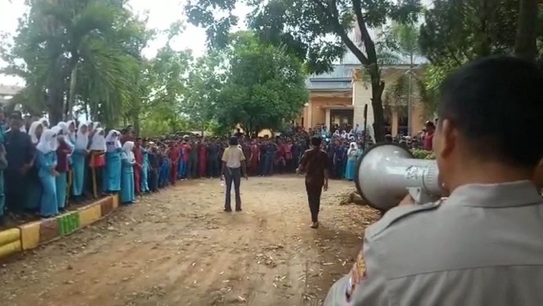 Siswa SMK di Luwu Timur Demo karena Kepseknya Dikabarkan Berbuat Cabul