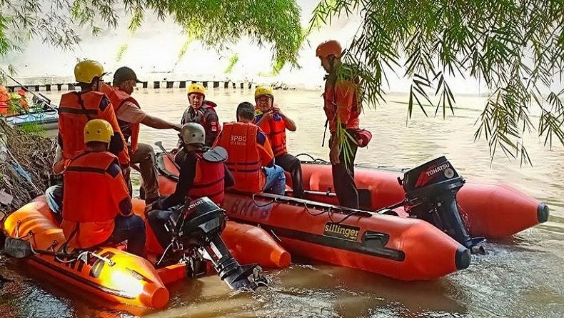 Tingkatkan Mitigasi Bencana, BPBD Sumut dan Medan Susuri Sungai Deli