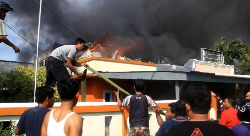 title Kantor Lurah dan 6 Rumah Warga di Ternate Ludes Terbakar Senin Sore Kantor Lurah dan 6 Rumah Warga di Ternate Ludes Terbakar Senin Sore