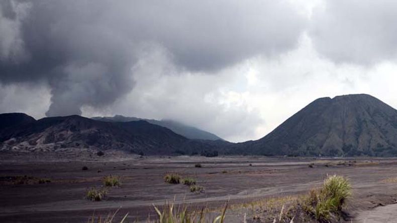 Pascaerupsi 2 Hari, Gunung Bromo Dinyatakan Aman bagi Wisatawan