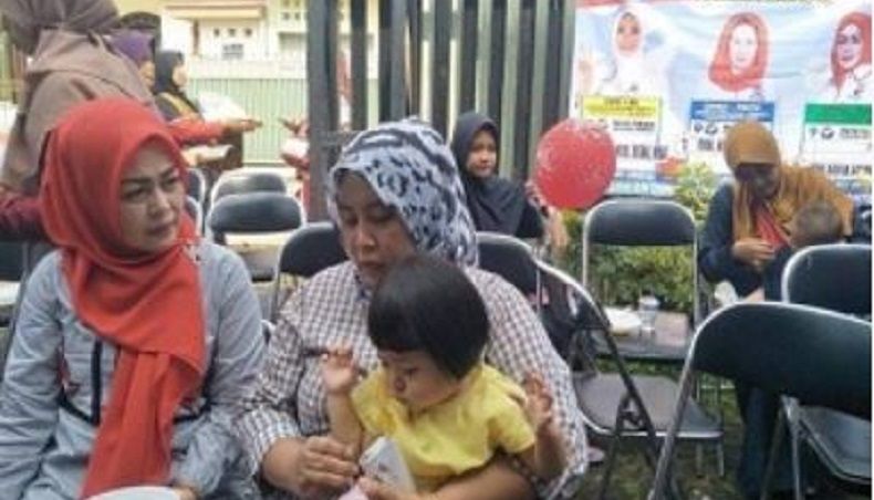 title Caleg Perindo Vivi Sofia Aryani Door to Door Serap Aspirasi Warga KBB Caleg Perindo Vivi Sofia Aryani Door to Door Serap Aspirasi Warga KBB