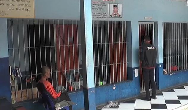 title Tersisa 6 Napi Kabur dari Rutan Siak Masih Diburu Polisi Tersisa 6 Napi Kabur dari Rutan Siak Masih Diburu Polisi