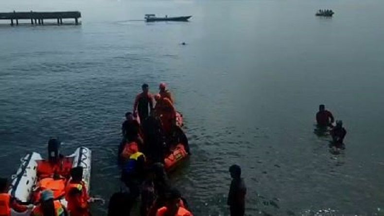 2 Warga Tenggelam di Pelabuhan Bangsalae Siwa Wajo, 1 Dievakuasi Tewas