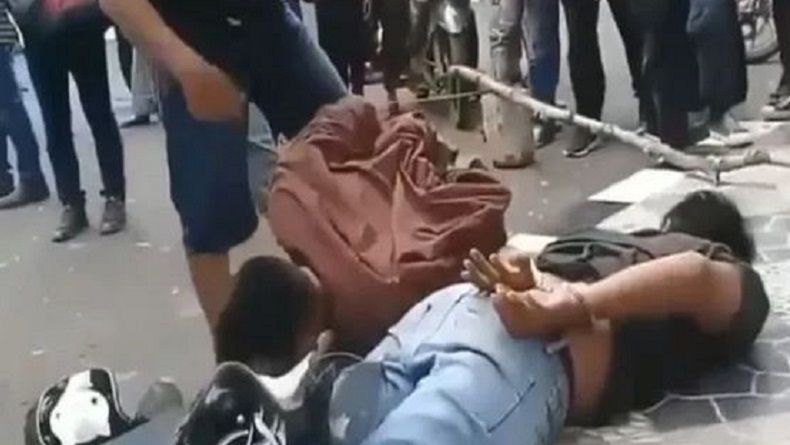 title Polisi Tangkap 4 Pengeroyok 2 Pemuda hingga Tewas di Kampus Unimed Polisi Tangkap 4 Pengeroyok 2 Pemuda hingga Tewas di Kampus Unimed