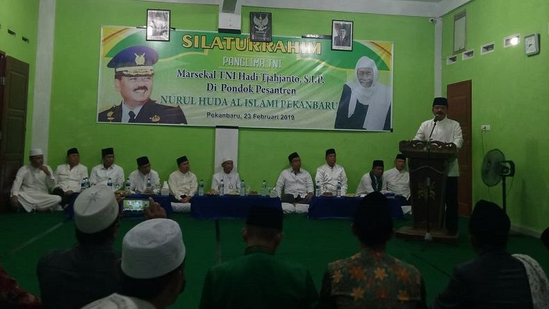 Kunjungi Ulama Riau, Panglima TNI Ajak Sukseskan Pemilu Damai