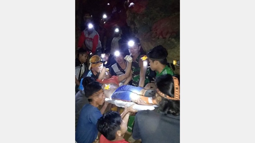 Detik-Detik Evakuasi Korban Longsor Tambang Emas di Sulut, 3 Tewas - Bagian 3