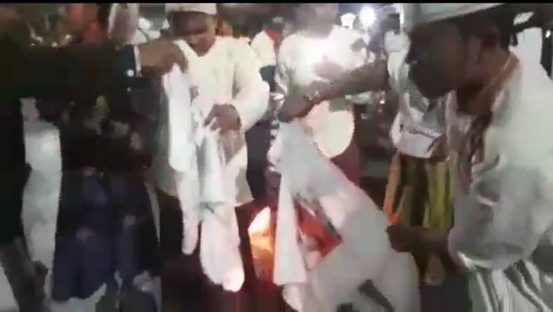 Viral Video Pembakaran Kaos Jokowi, TKD: Ini Gejala Kemenangan 01