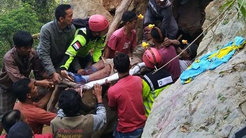 Update Longsor Tambang Ilegal di Bolmong, 16 Dievakuasi dan 2 Tewas