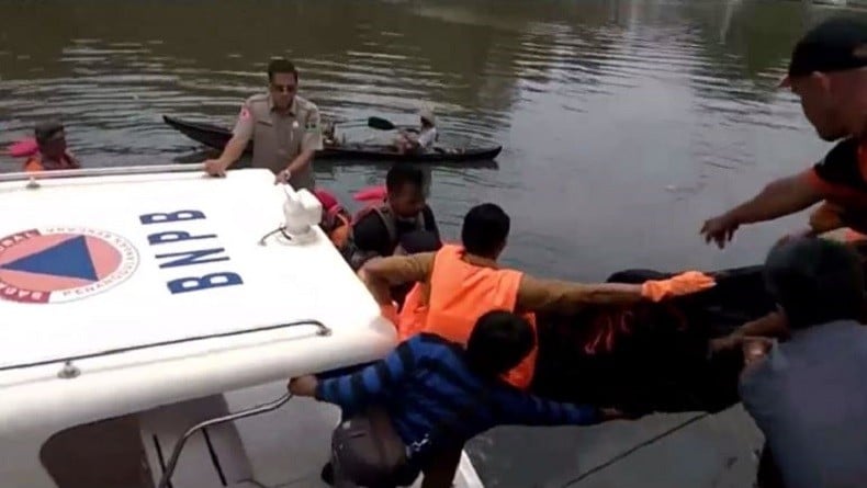 Hilang 2 Hari Terseret Ombak Pantai Cimpago Padang, Pelajar SMP Tewas