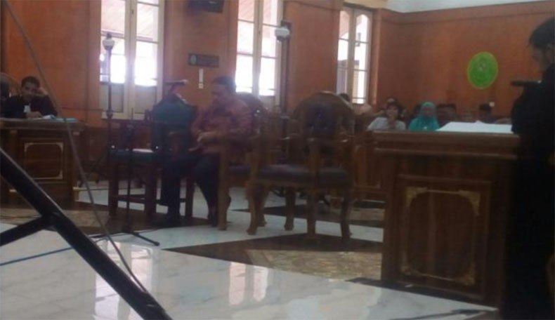 title Kasus Suap, Bupati Labuhanbatu Pangonal Harahap Dituntut 8 Tahun Bui Kasus Suap, Bupati Labuhanbatu Pangonal Harahap Dituntut 8 Tahun Bui