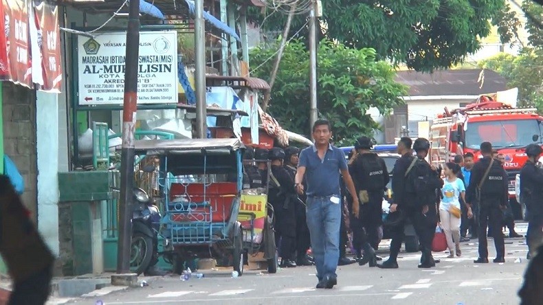 Pengawalan Ketat, Area Sekitar Rumah Terduga Teroris Masih Steril