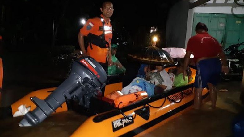 Banjir 3 Meter Rendam SMKN 1 Tanjungsari Gunungkidul, Siswa Diliburkan